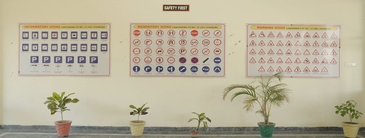 Traffic signal's wall charts